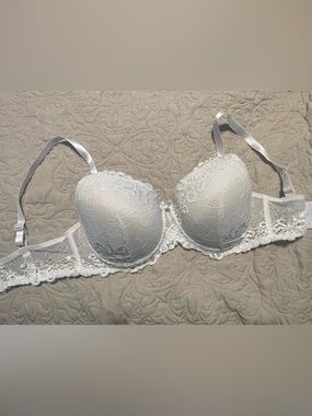 XOXO White Lace Push-Up Bra with Satin Straps